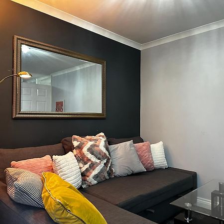 Marton Apartments Luaran gambar