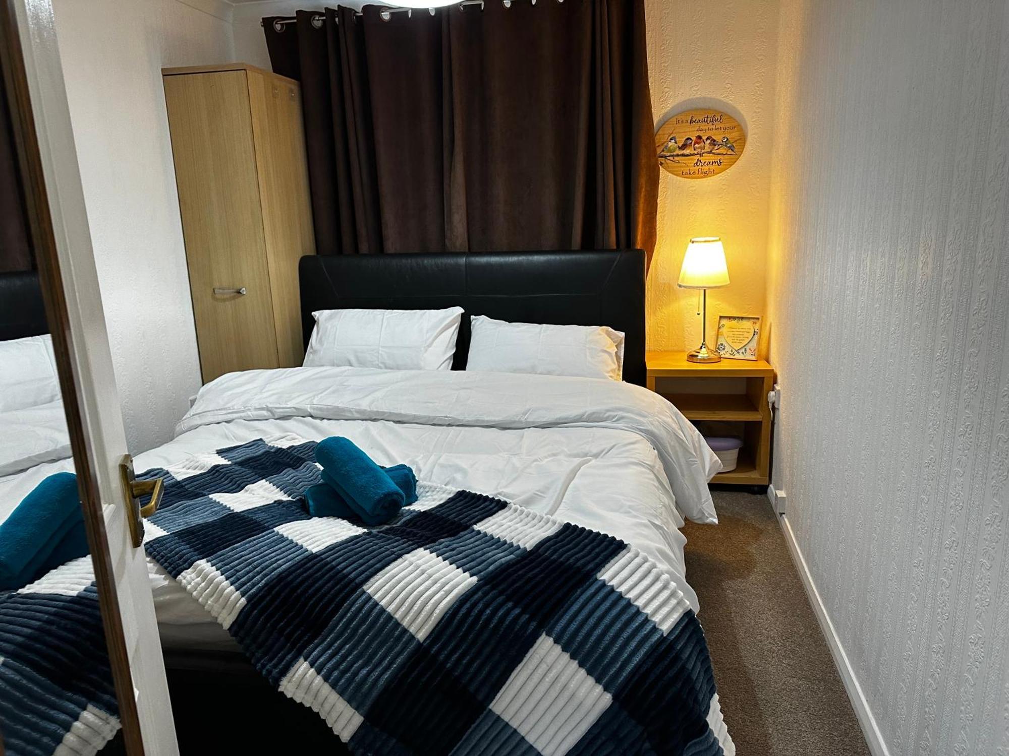 Marton Apartments Luaran gambar